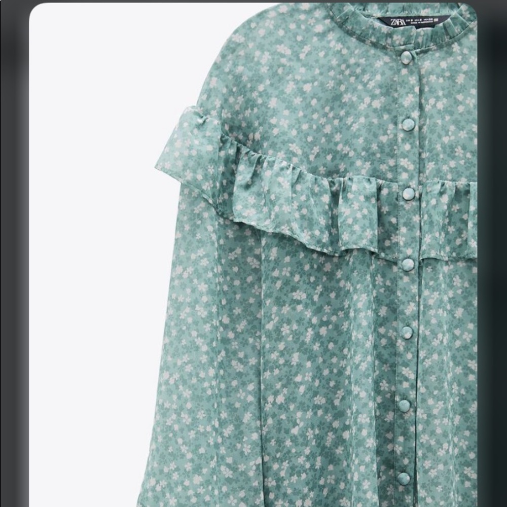 Zara’s ruffled printed blouse - Picture 4 of 6